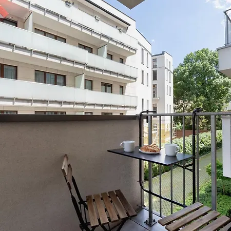Angel Plaza By Renters Apartman
