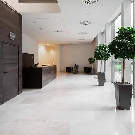 Angel Plaza By Renters Apartman